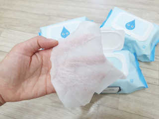 아이수 블루니 몬스터 아기 물티슈 — 5점을 준 리뷰어가 2020년 11월 올린 사용 사진