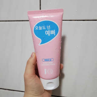 IO 아이오 오늘도 넌 예뻐 - 데일리딥 클렌징폼 — 5점을 준 리뷰어가 2020년 12월 올린 사용 사진