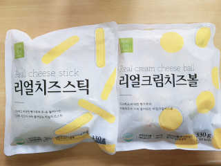 가치식탁 리얼치즈스틱, 리얼크림치즈볼 — 5점을 준 리뷰어가 2020년 4월 올린 사용 사진