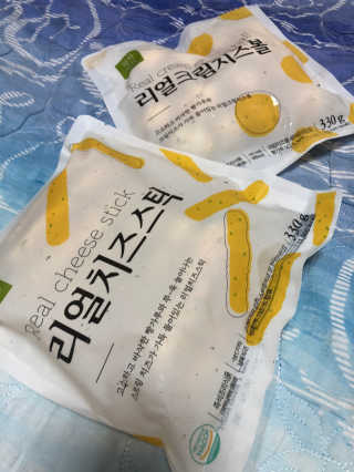 가치식탁 리얼치즈스틱, 리얼크림치즈볼 — 5점을 준 리뷰어가 2020년 10월 올린 사용 사진