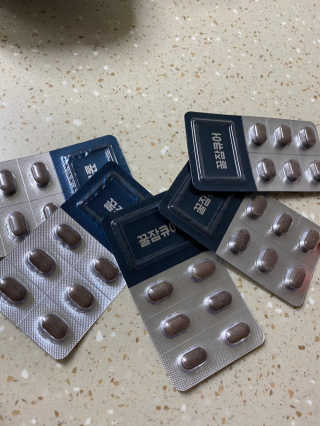 조은약초 꿀잠큐어 제주 감태추출물 감태정 600mg — 3점을 준 리뷰어가 2020년 4월 올린 사용 사진