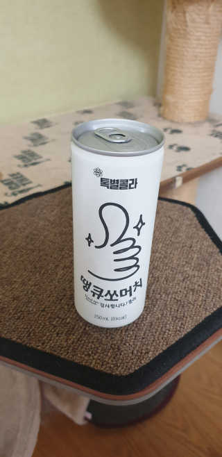 일화 No 슈가0Kcal 스테비아 톡별콜라 콤보팩 250mlX30 캔 — 3점을 준 리뷰어가 2020년 7월 올린 사용 사진