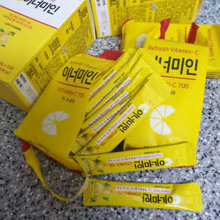 이너미인 VITAMIN-C 700 — 5점을 준 리뷰어가 2020년 8월 올린 사용 사진