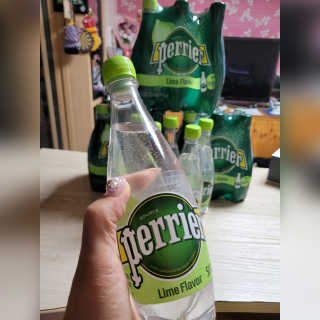 페리에 라임 500ml 투명페트 — 5점을 준 리뷰어가 2020년 11월 올린 사용 사진