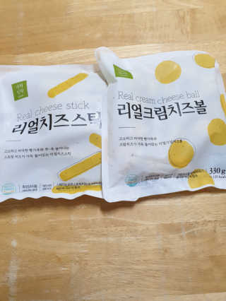 가치식탁 리얼치즈스틱, 리얼크림치즈볼 — 5점을 준 리뷰어가 2020년 10월 올린 사용 사진
