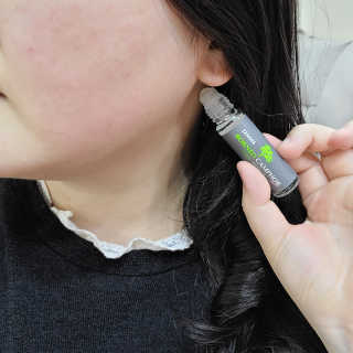 짜이디 야몽_허브로만든 힐링 아로마오일 — 5점을 준 리뷰어가 2020년 10월 올린 사용 사진