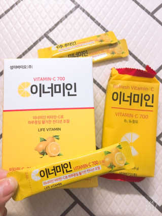 이너미인 VITAMIN-C 700 — 4.5점을 준 리뷰어가 2020년 9월 올린 사용 사진