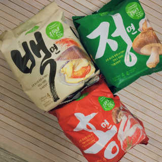 [풀무원] 자연은맛있다 정면, 백면, 홍면  세트 — 5점을 준 리뷰어가 2020년 9월 올린 사용 사진