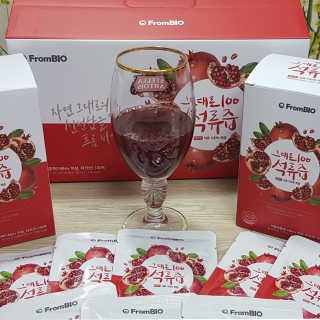 프롬바이오 오직 석류만 [그대로100 석류즙] 하루 1포로 건강하게 — 5점을 준 리뷰어가 2020년 4월 올린 사용 사진