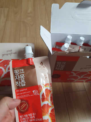자연에온 핑크 자몽 착즙 100mL 10개입 2BOX — 5점을 준 리뷰어가 2020년 11월 올린 사용 사진