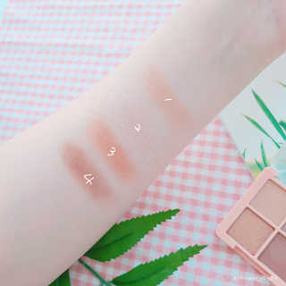 [블랙루즈] 크리스탈 하트 락 섀도우 4종 중 택1 — 5점을 준 리뷰어가 2020년 9월 올린 사용 사진