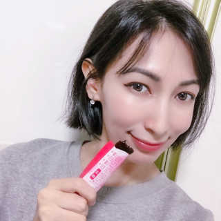 헬스업_쁘띠쁘띠석류콜라겐젤리_20g x 14포 — 5점을 준 리뷰어가 2020년 10월 올린 사용 사진