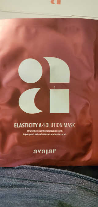 Avajar A-Solution 마스크 — 5점을 준 리뷰어가 2020년 11월 올린 사용 사진