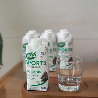 셀렉스스포츠 셀렉스 스포츠 드링크 초콜릿 _ 330ml x 12팩 — 5점을 준 리뷰어가 2020년 10월 올린 사용 사진