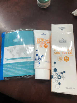 트리티스 US [TREATIS] UV Defence Sun Cream PA+++ / SPF50+ — 5점을 준 리뷰어가 2020년 11월 올린 사용 사진