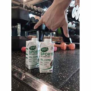 셀렉스스포츠 셀렉스 스포츠 드링크 초콜릿 _ 330ml x 12팩 — 5점을 준 리뷰어가 2020년 10월 올린 사용 사진