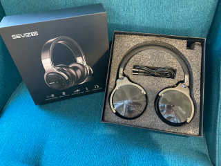 SEVIZ Bluetooth Headphones 10 3color — 5점을 준 리뷰어가 2020년 10월 올린 사용 사진