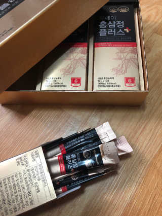 서울약사신협_투데이홍삼정플러스스틱_10g x 30포 — 5점을 준 리뷰어가 2020년 11월 올린 사용 사진