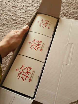 프롬바이오 오직 석류만 [그대로100 석류즙] 하루 1포로 건강하게 — 5점을 준 리뷰어가 2020년 5월 올린 사용 사진