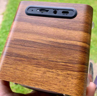 SEVIZ MINI10W 레트로 블루투스 스피커 — 5점을 준 리뷰어가 2020년 6월 올린 사용 사진