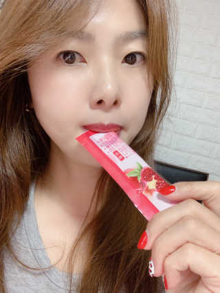 헬스업_쁘띠쁘띠석류콜라겐젤리_20g x 14포 — 5점을 준 리뷰어가 2020년 9월 올린 사용 사진