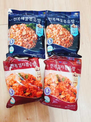 바다는다웰빙이다 전복해물볶음밥/전복김치볶음밥 250g-4봉지 — 5점을 준 리뷰어가 2020년 8월 올린 사용 사진