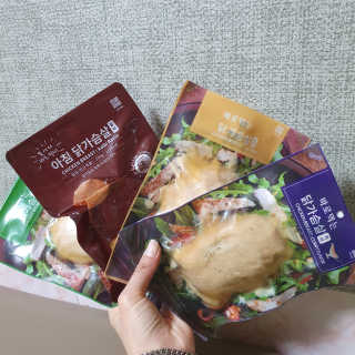 바로 먹는 아침 실온보관 닭가슴살 6종 — 5점을 준 리뷰어가 2020년 10월 올린 사용 사진