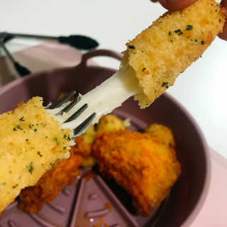 가치식탁 리얼치즈스틱, 리얼크림치즈볼 — 5점을 준 리뷰어가 2020년 5월 올린 사용 사진