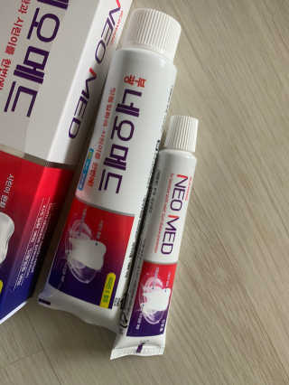 봄날연구소 부광 네오메드치약 2개+ 30g 휴대용 미니치약 — 4.5점을 준 리뷰어가 2020년 11월 올린 사용 사진
