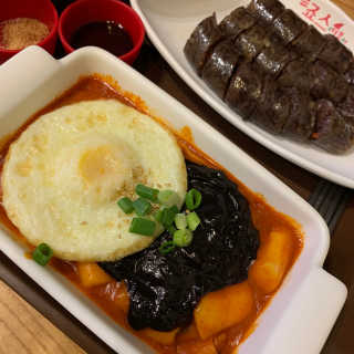 죠스떡볶이 [죠스푸드] 짜빠떡볶이+떡또그+범벅만두 신메뉴 3종 — 5점을 준 리뷰어가 2020년 4월 올린 사용 사진