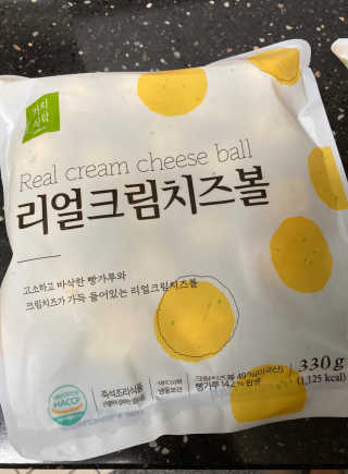 가치식탁 리얼치즈스틱, 리얼크림치즈볼 — 5점을 준 리뷰어가 2020년 8월 올린 사용 사진