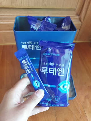 서울약사신협_내몸애눈건강루테인_2g x 50포 — 4점을 준 리뷰어가 2020년 6월 올린 사용 사진
