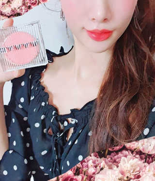 비비드스튜디오 치크 플래쉬 블러셔 NO.5 에픽 트랜스 — 5점을 준 리뷰어가 2020년 6월 올린 사용 사진