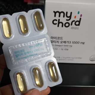 JW중외제약 마이코드 알티지 오메가3 1000 mg — 4점을 준 리뷰어가 2020년 9월 올린 사용 사진