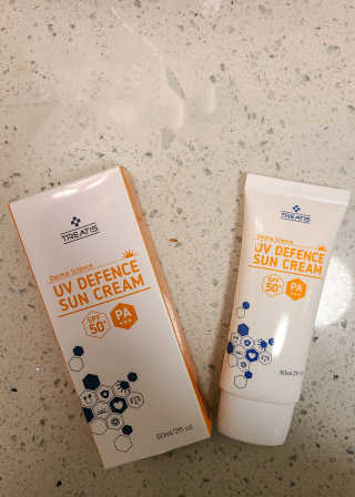 트리티스 US [TREATIS] UV Defence Sun Cream PA+++ / SPF50+ — 5점을 준 리뷰어가 2021년 1월 올린 사용 사진