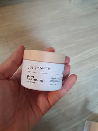 어글리프루프 크림 스탑디어글리 핑크모먼트 50ml — 5점을 준 리뷰어가 2020년 10월 올린 사용 사진