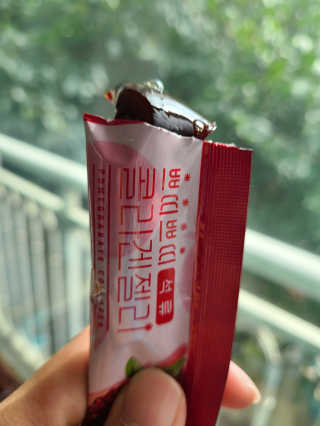 헬스업_쁘띠쁘띠석류콜라겐젤리_20g x 14포 — 5점을 준 리뷰어가 2020년 10월 올린 사용 사진