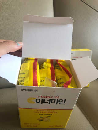 이너미인 VITAMIN-C 700 — 5점을 준 리뷰어가 2020년 9월 올린 사용 사진