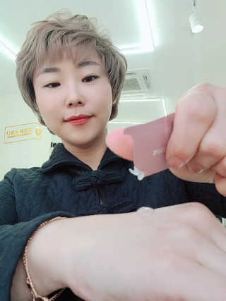 [미릴] 맑음빛 레드빈 브라이트닝 앰플 — 5점을 준 리뷰어가 2020년 12월 올린 사용 사진