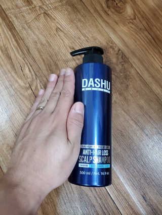 다슈코리아 다슈 데일리 단백질 한방 두피 골드 샴푸 500ml — 5점을 준 리뷰어가 2020년 11월 올린 사용 사진