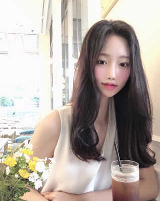 미구하라 내추럴 화이트닝 선 가드 크림 오리진 — 4.5점을 준 리뷰어가 2020년 9월 올린 사용 사진