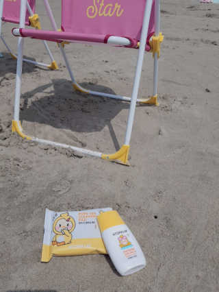 아토팜 야외놀이 선밀크 SPF50+ PA+++ — 4.5점을 준 리뷰어가 2020년 5월 올린 사용 사진