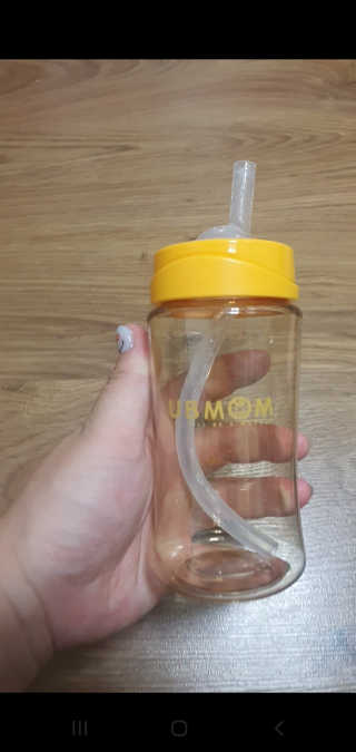 유비맘 PPSU 젖병 노꼭지_260ml_컬러 랜덤 발송 — 5점을 준 리뷰어가 2020년 10월 올린 사용 사진