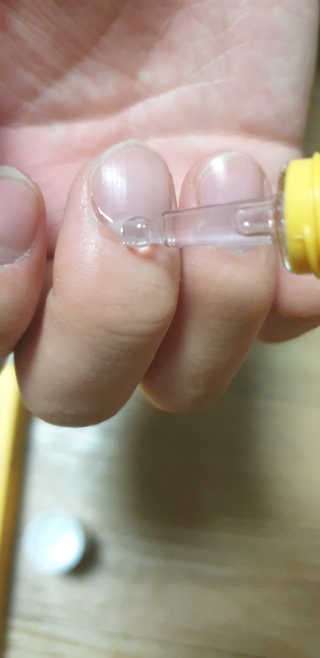 메디필 매직클 핸드 네일 드 살롱 — 5점을 준 리뷰어가 2020년 7월 올린 사용 사진