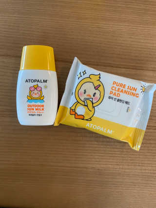 아토팜 야외놀이 선밀크 SPF50+ PA+++ — 5점을 준 리뷰어가 2020년 5월 올린 사용 사진