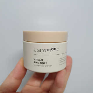 어글리프루프 크림 바이어글리 하이드레이션 샤워 50ml — 5점을 준 리뷰어가 2020년 10월 올린 사용 사진