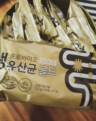 서울약사신협_프로바이오생유산균골드_2.5x100포 — 4.5점을 준 리뷰어가 2020년 6월 올린 사용 사진
