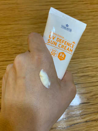 [트리티스] UV 디펜스 선크림 PA+++ / SPF50+  60ml — 3.5점을 준 리뷰어가 2020년 12월 올린 사용 사진