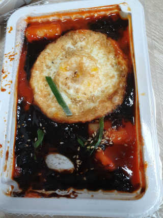 죠스떡볶이 [죠스푸드] 짜빠떡볶이+떡또그+범벅만두 신메뉴 3종 — 4점을 준 리뷰어가 2020년 5월 올린 사용 사진