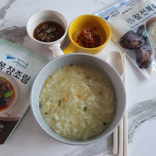바다는다웰빙이다 완도사랑 전복죽 250g - 2팩 + 전복장조림 2팩 — 5점을 준 리뷰어가 2020년 8월 올린 사용 사진